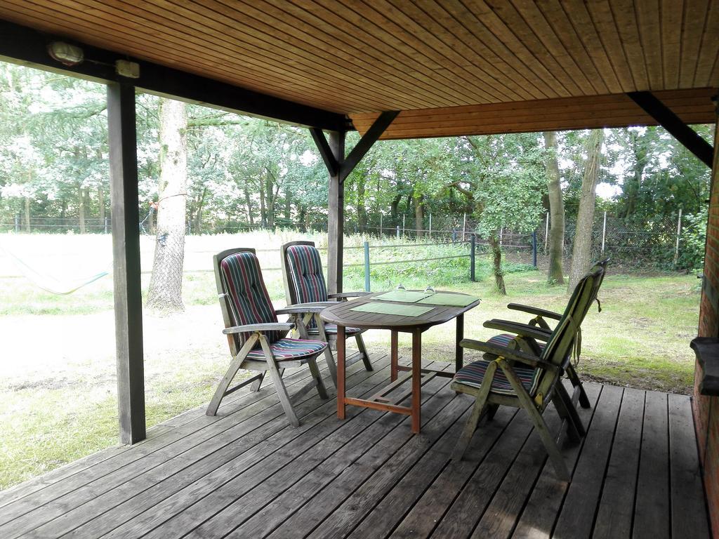 Ferienhaus Am Waldchen Villa Uelsen ภายนอก รูปภาพ